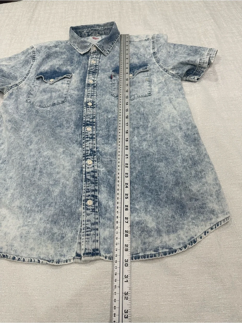 Levi's Men’s Y2K Vintage Light Blue Acid Wash Short-Sleeve Denim Button-Up